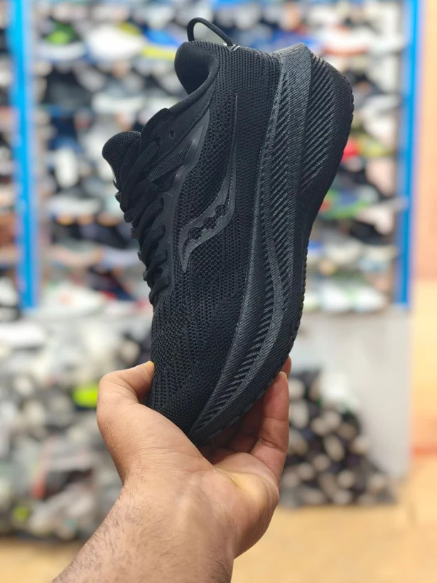 کتونی ساکونی تریمپ 21 ویتنامی وارداتی - سایز 36 تا 40 - Saucony Triumph 21