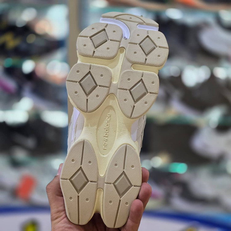 کتونی نیوبالانس 9060 ویتنامی وارداتی - سایز 38 تا 45 - Newbalance 9060