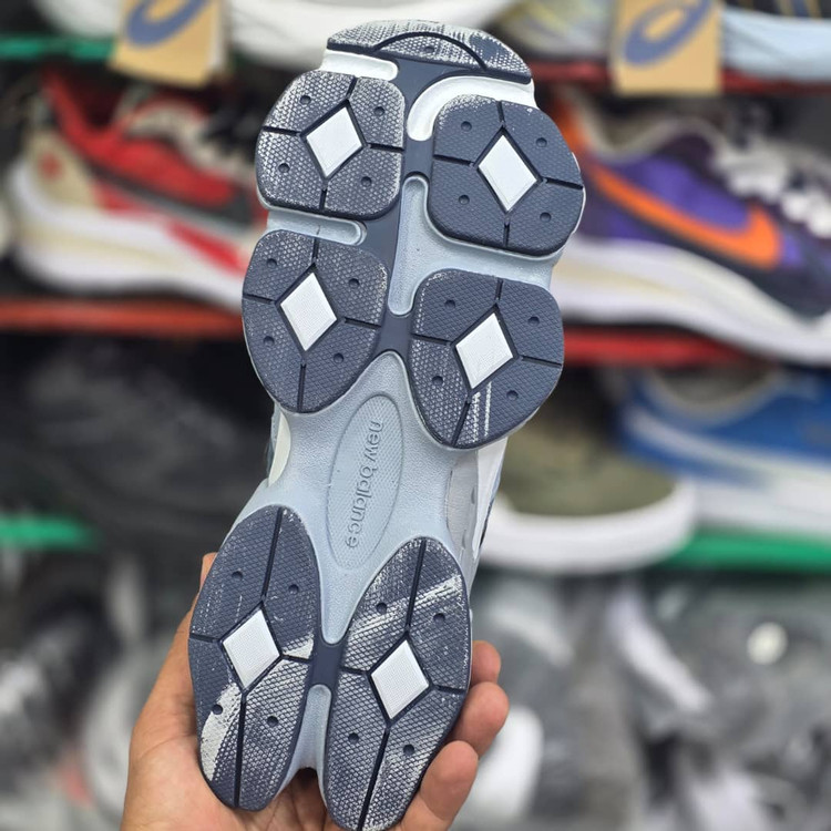 کتونی نیوبالانس 9060 ویتنامی وارداتی - سایز 40 تا 45 - Newbalance 9060