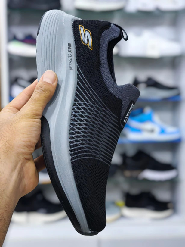 کتونی اسکیچرز ویتنامی وارداتی - سایز 40 تا 45 - Skechers GOwalk Max Cushioning