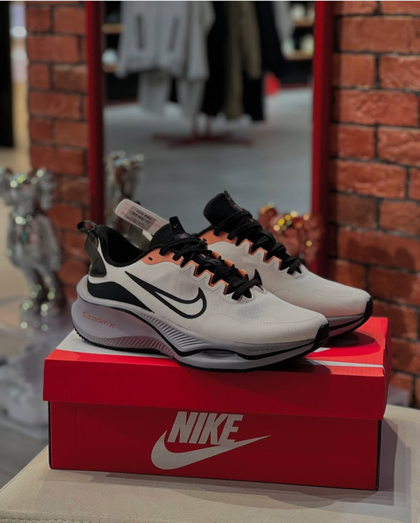 کتونی نایکی زوم ایکس ویتنامی وارداتی - سایز 40 تا 45 - Nike ZoomX