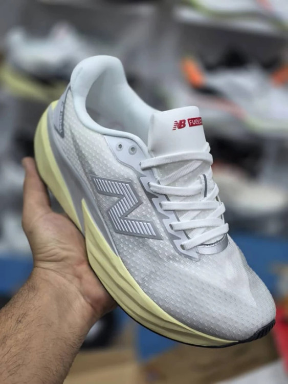 کتونی نیوبالانس ربل فیوئل سل ویتنامی وارداتی - سایز 40 تا 45 - New Balance FuelCell Rebel