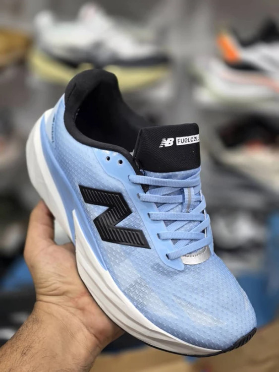 کتونی نیوبالانس ربل فیوئل سل ویتنامی وارداتی - سایز 40 تا 45 - New Balance FuelCell Rebel