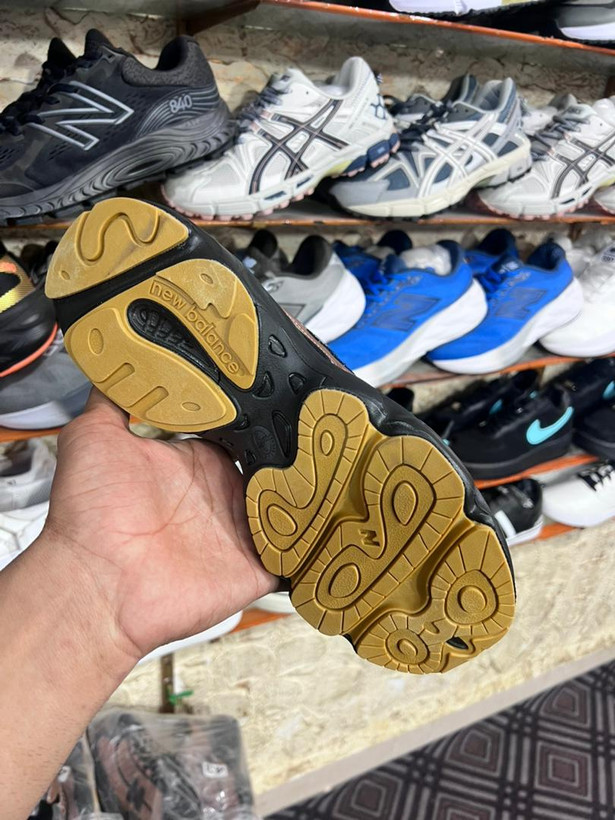 کتونی نیوبالانس 1000 ویتنامی وارداتی - سایز 40 تا 45 - New Balance 1000