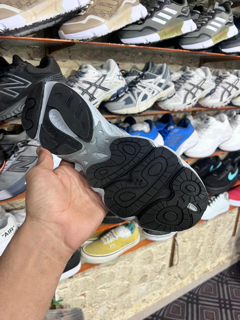 کتونی نیوبالانس 1000 ویتنامی وارداتی - سایز 40 تا 45 - New Balance 1000