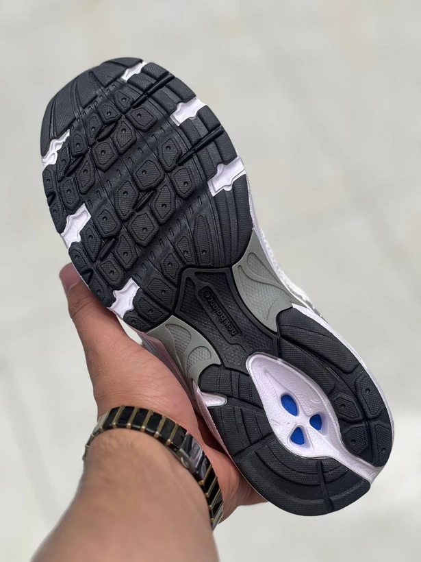 کتونی نیوبالانس 530 ویتنامی وارداتی  - سایز 37 تا 40 - Newbalance 530