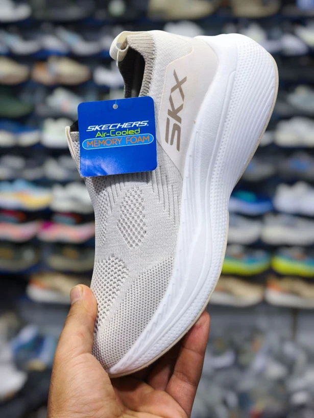 کتونی اسکیچرز ویتنامی وارداتی  - سایز 37 تا 40 - Skechers Max Cushion