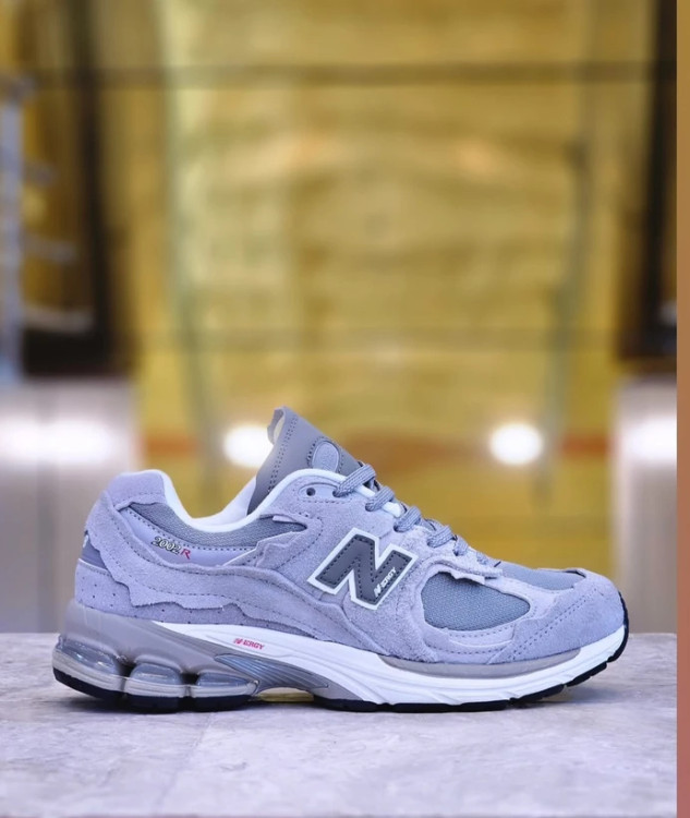 کتونی نیوبالانس 2002R ویتنامی وارداتی - سایز 40 تا 45 - Newbalance 2002R
