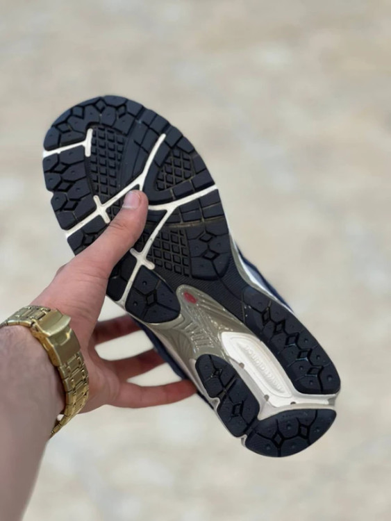 کتونی نیوبالانس 2002R ویتنامی وارداتی - سایز 40 تا 45 - Newbalance 2002R