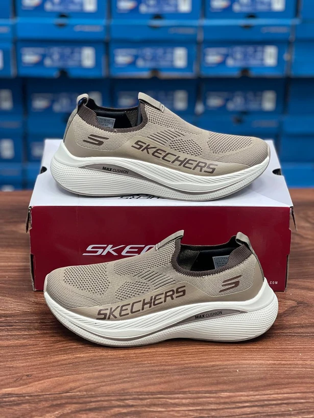 کتونی اسکیچرز ویتنامی وارداتی  - سایز 37 تا 40 - Skechers GOwalk Max Cushioning