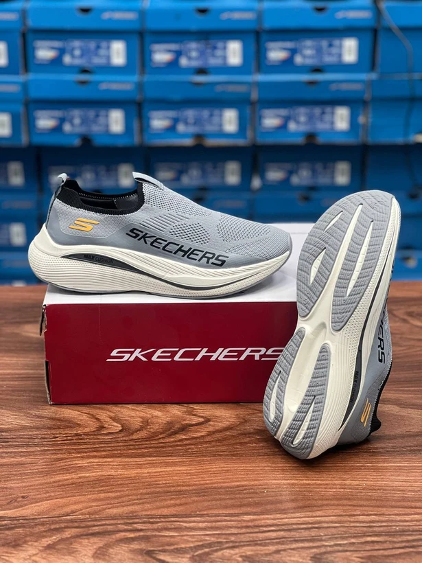 کتونی اسکیچرز ویتنامی وارداتی  - سایز 37 تا 40 - Skechers GOwalk Max Cushioning
