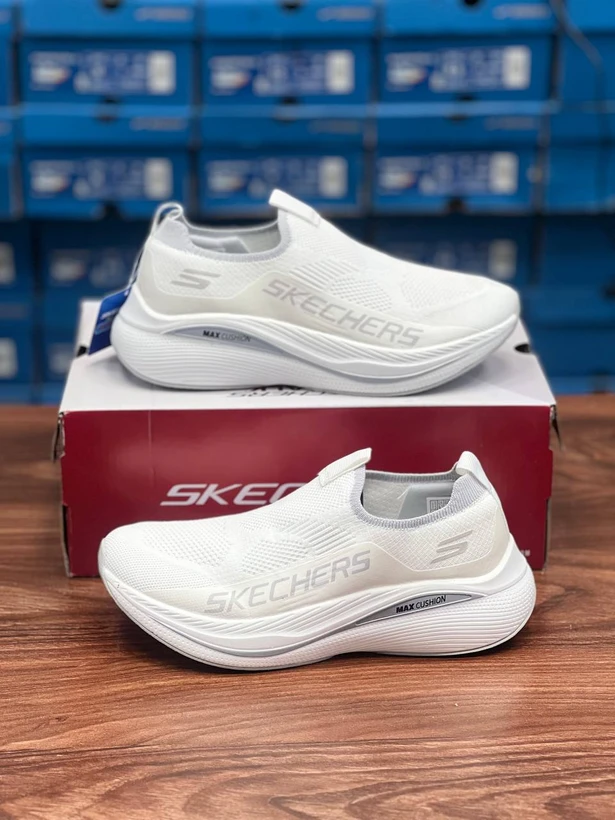 کتونی اسکیچرز ویتنامی وارداتی  - سایز 37 تا 40 - Skechers GOwalk Max Cushioning