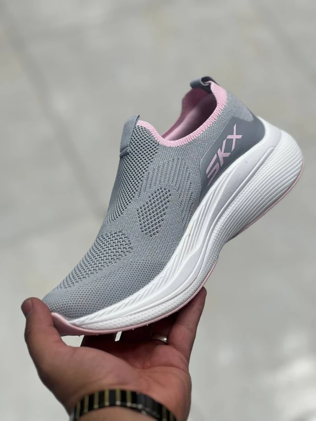 کتونی اسکیچرز ویتنامی وارداتی  - سایز 37 تا 40 - Skechers GOwalk Max Cushioning