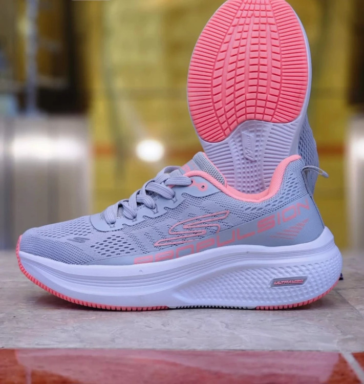 کتونی اسکیچرز ویتنامی وارداتی - سایز 37 تا 40 - Skechers Max Cushioning Terminus