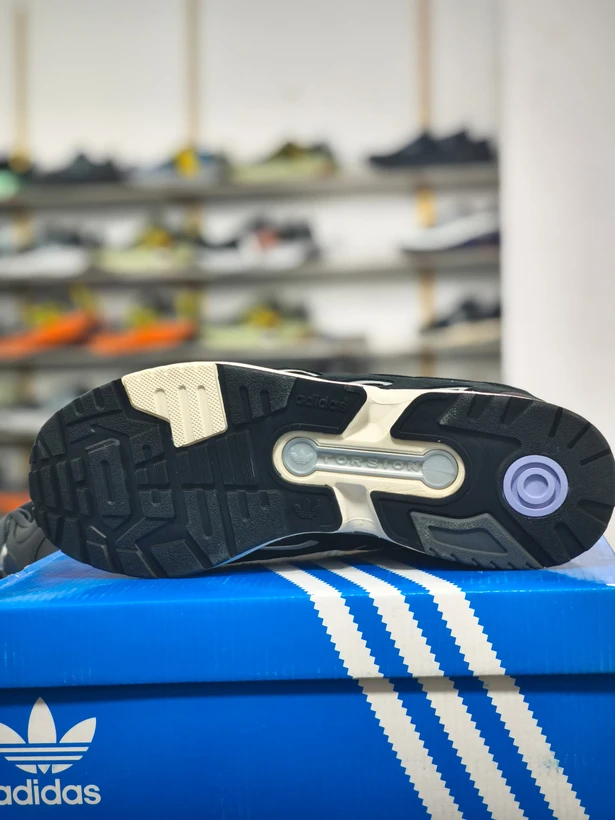 کتونی آدیداس تورشن سوپر ویتنامی وارداتی  - سایز 40 تا 45 - Adidas Torsion Super