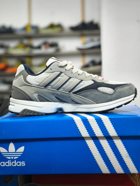 کتونی آدیداس تورشن سوپر ویتنامی وارداتی - سایز 40 تا 45 - Adidas Torsion Super