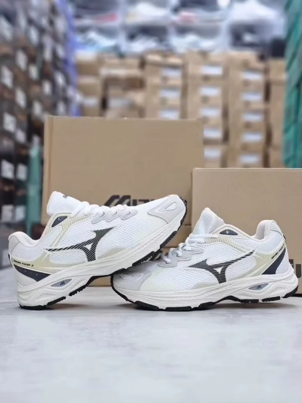 کتونی میزانو ریسر اس ویتنامی وارداتی  - سایز 40 تا 45 - Mizuno Racer S