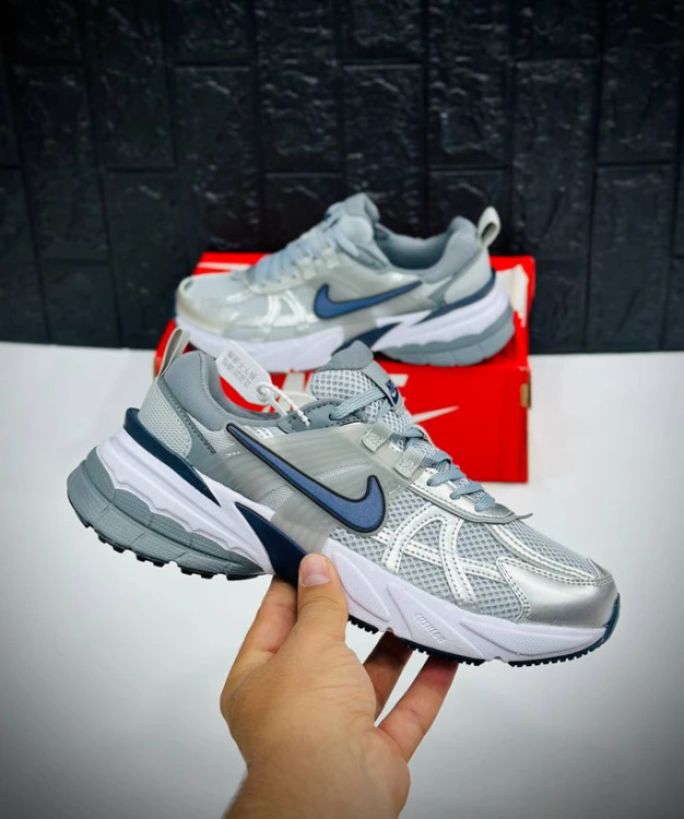 کتونی نایکی وی تو کی ویتنامی وارداتی - سایز 40 تا 45 - Nike V2k Run