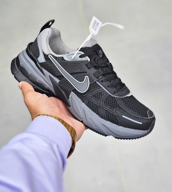 کتونی نایکی وی تو کی ویتنامی وارداتی - سایز 40 تا 45 - Nike V2k Run