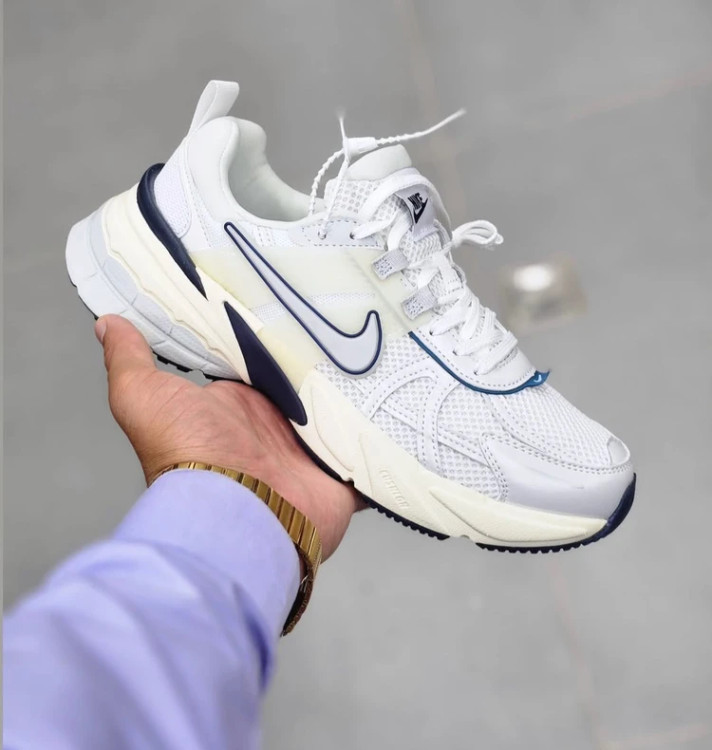 کتونی نایکی وی تو کی ویتنامی وارداتی - سایز 40 تا 45 - Nike V2k Run