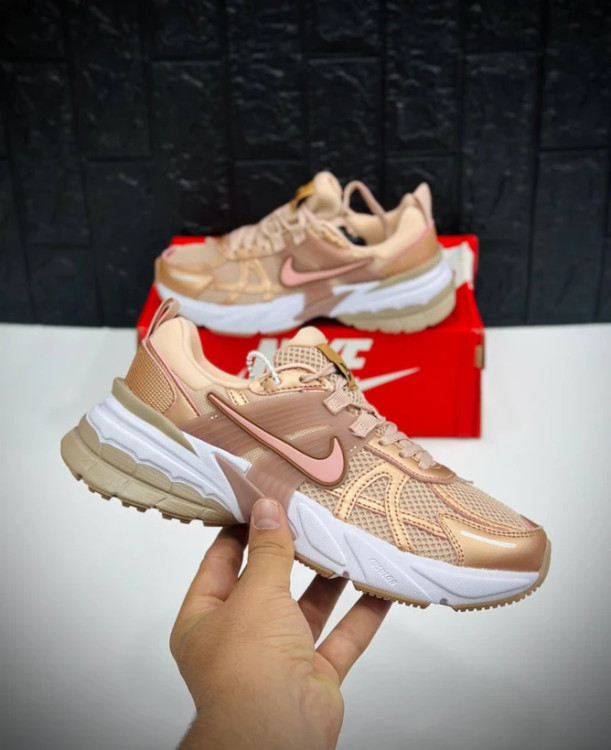 کتونی نایکی وی تو کی ویتنامی وارداتی - سایز 37 تا 40 - Nike V2k Run