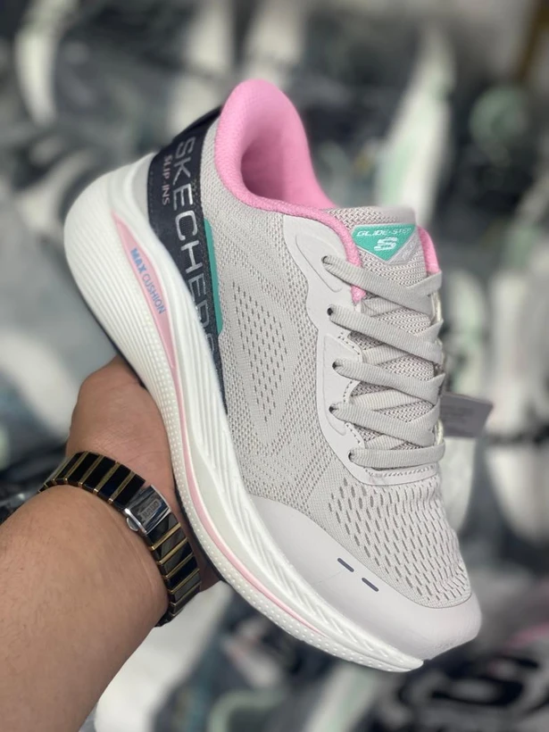 کتونی اسکیچرز ویتنامی وارداتی  - سایز 37 تا 40 - Skechers Slip-ins Max Cushioning