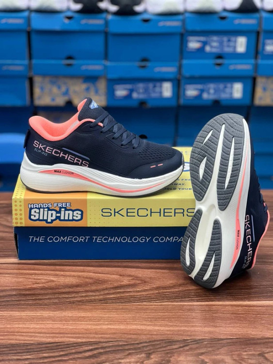 کتونی اسکیچرز ویتنامی وارداتی - سایز 37 تا 40 - Skechers Slip-ins Max Cushioning