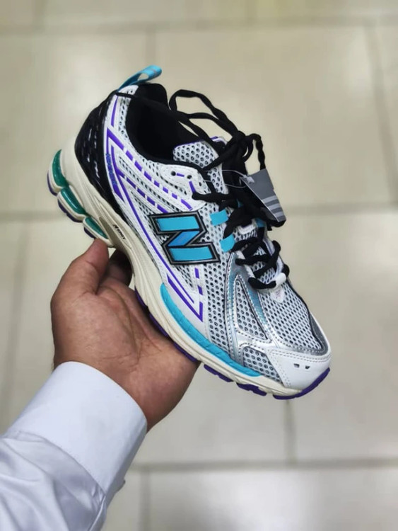کتونی نیوبالانس 860v3 ویتنامی وارداتی - سایز 40 تا 45 - Newbalance 860v3