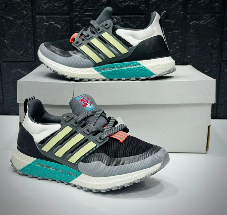 کتونی آدیداس اولترا بوست ویتنامی وارداتی - سایز 36 تا 40 - Adidas Ultraboost