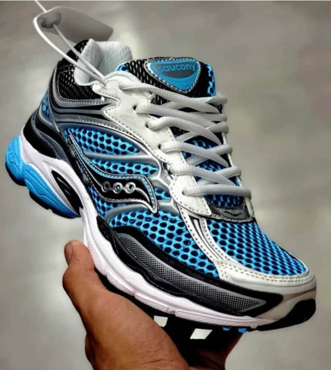 کتونی ساکونی تور درشت ویتنامی وارداتی - سایز 40 تا 45 - Saucony Omni 9