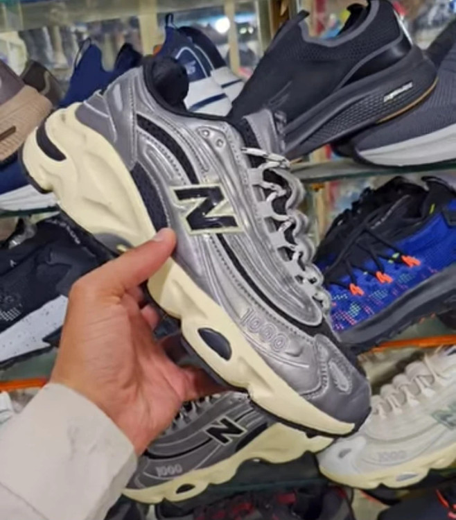 کتونی نیوبالانس 1000 ویتنامی وارداتی - سایز 40 تا 45 - New Balance 1000