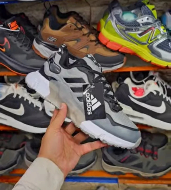 کتونی آدیداس کالیماوارم ویتنامی وارداتی - سایز 40 تا 45 - Adidas Climawarm