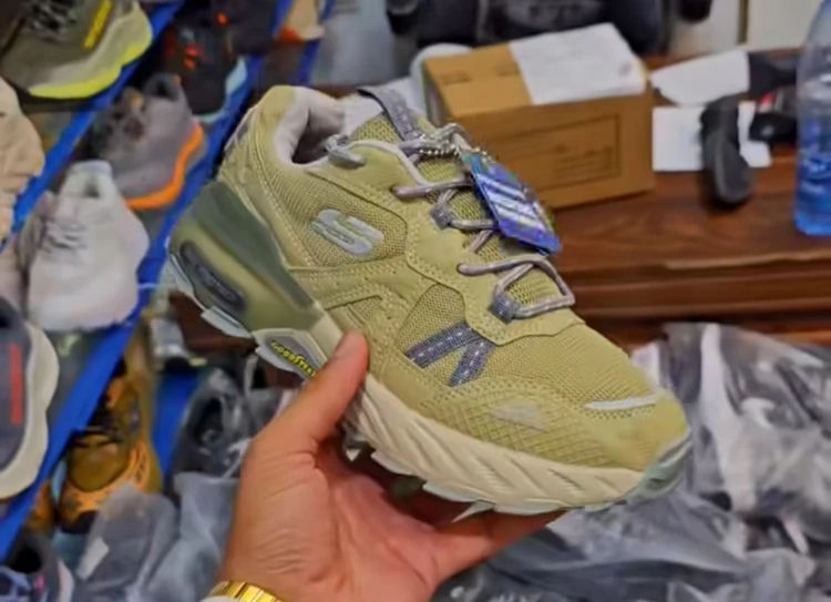 کتونی اسکیچرز آرچ فیت ویتنامی وارداتی - سایز 40 تا 45 - Skechers ArchFit TrailAir Desert