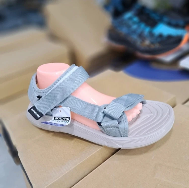 صندل اسکیچرز ویتنامی وارداتی - سایز 38 تا 45