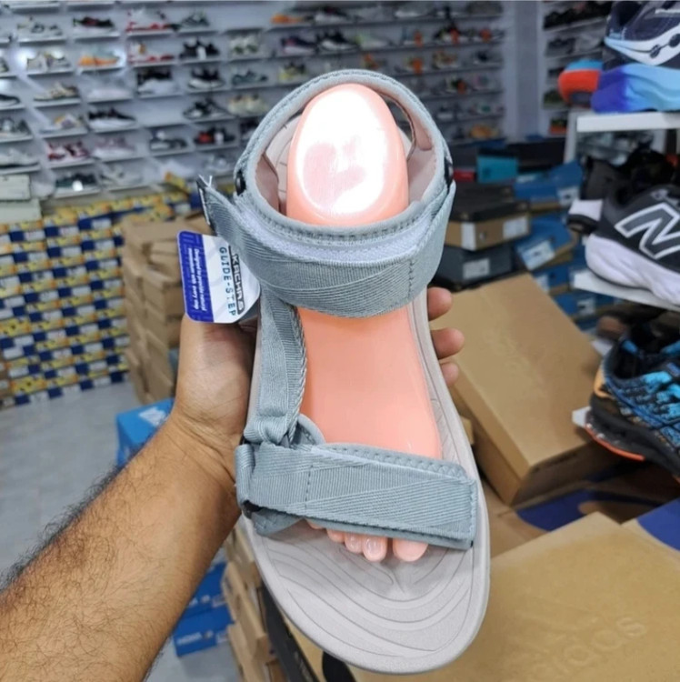 صندل اسکیچرز ویتنامی وارداتی - سایز 38 تا 45