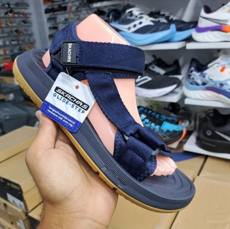 صندل اسکیچرز ویتنامی وارداتی - سایز 38 تا 45