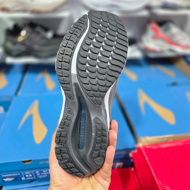 کتونی میزانو ویو رایدر بتا ویتنامی وارداتی  - سایز 40 تا 45 - Mizuno x Graphpaper Wave Rider Beta