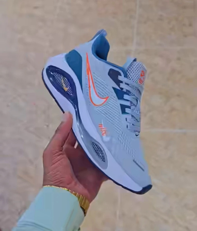 کتونی نایکی ایر زوم وینفلو ویتنامی وارداتی - سایز 40 تا 45 - Nike Zoom Vaporfly
