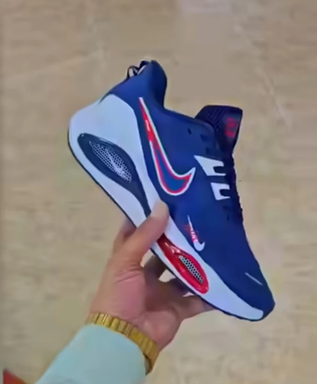 کتونی نایکی ایر زوم وینفلو ویتنامی وارداتی - سایز 40 تا 45 - Nike Zoom Vaporfly