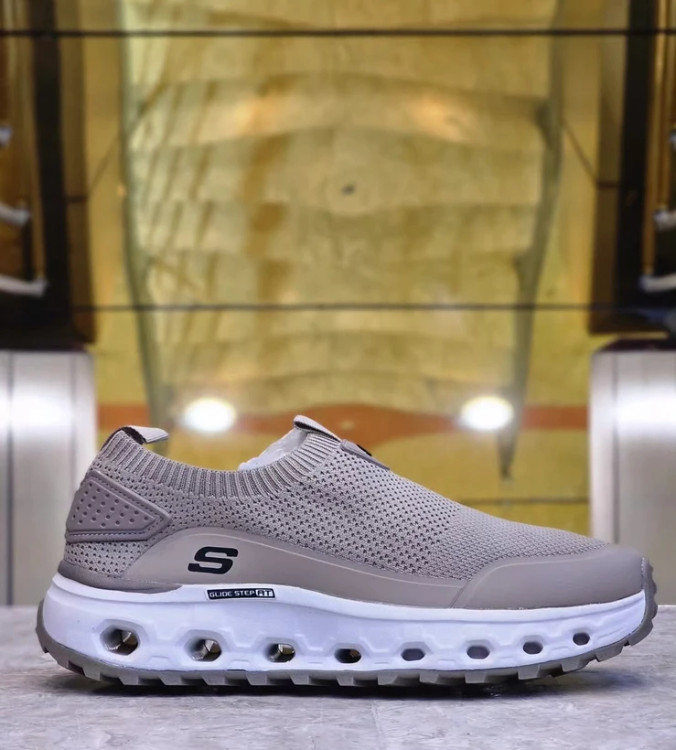 کتونی اسکیچرز ویتنامی وارداتی - سایز 40 تا 45 - Skechers Glide Step Hands-Free Slip-ins