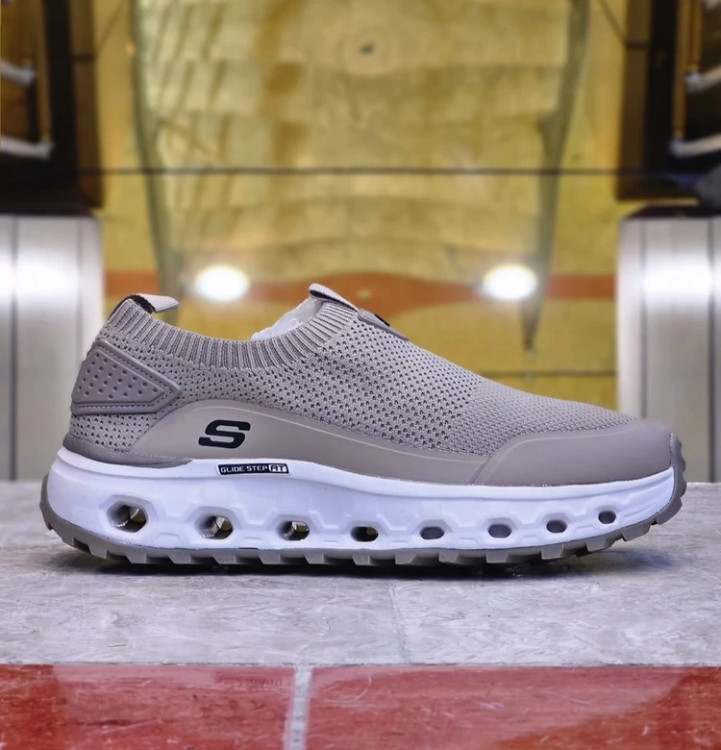 کتونی اسکیچرز ویتنامی وارداتی - سایز 40 تا 45 - Skechers Glide Step Hands-Free Slip-ins
