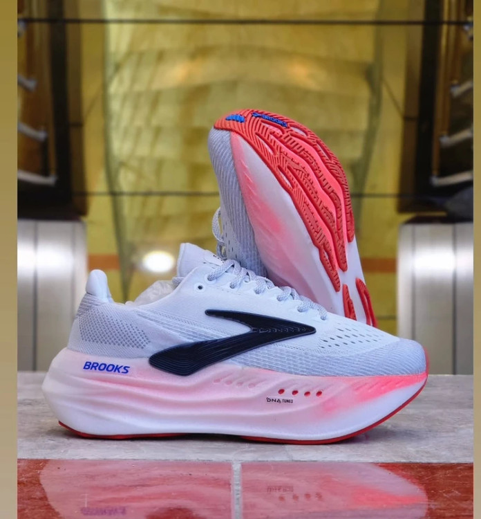 کتونی بروکس گلیسرین 22 ویتنامی وارداتی - سایز 36 تا 40 - Brooks Glycerin StealthFit 22