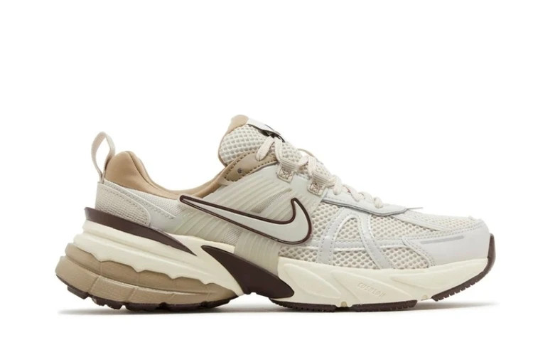 کتونی نایکی وی تو کی ویتنامی وارداتی - سایز 37 تا 45 - Nike V2k Run