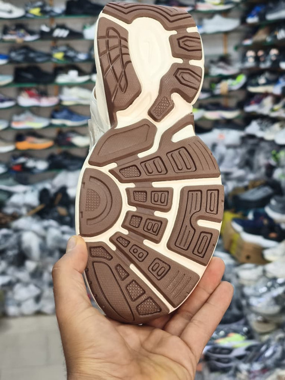 کتونی نایکی وی فایو کی ویتنامی وارداتی - سایز 37 تا 40 - Nike V5k Run