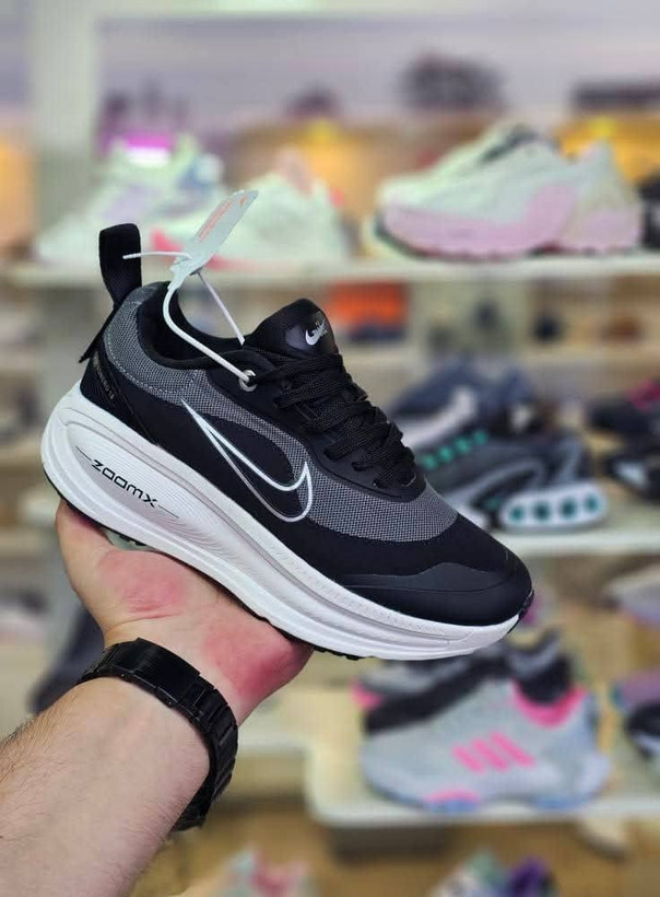 کتونی نایکی ایر ومرو 18 ویتنامی وارداتی - سایز 37 تا 45 - Nike Air Vomero 18