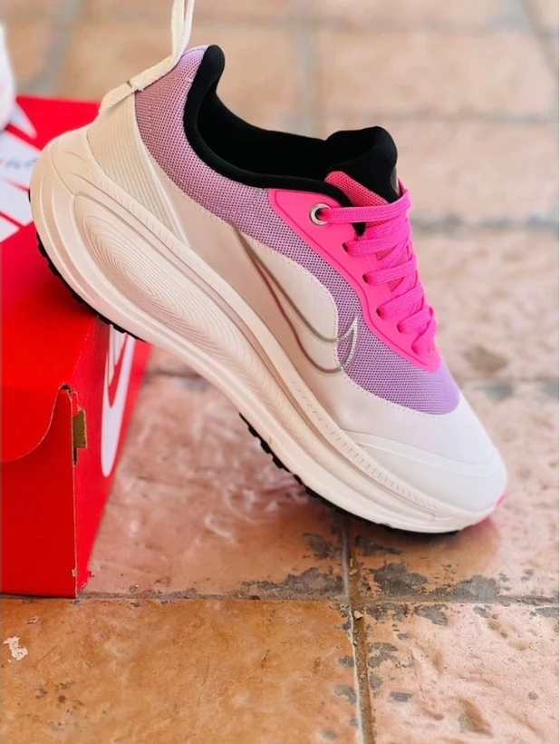 کتونی نایکی ایر ومرو 18 ویتنامی وارداتی - سایز 37 تا 40 - Nike Air Vomero 18