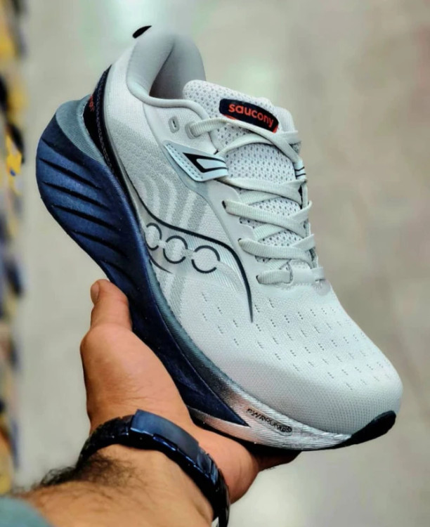 کتونی ساکونی تریمپ 22 ویتنامی وارداتی - سایز 40 تا 45 - Saucony Triumph 22