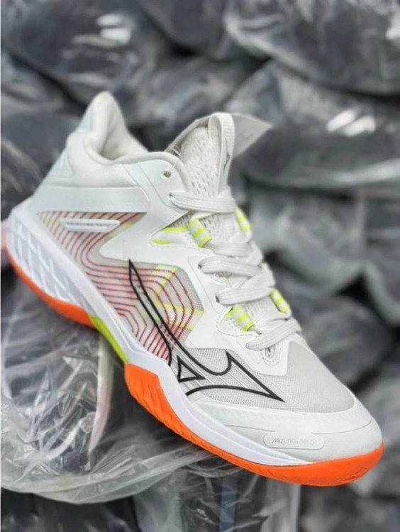 کتونی میزانو ویو لایتنینگ ویتنامی وارداتی - مناسب والیبال - سایز 40 تا 45 - Mizuno Wave Lithning ZY