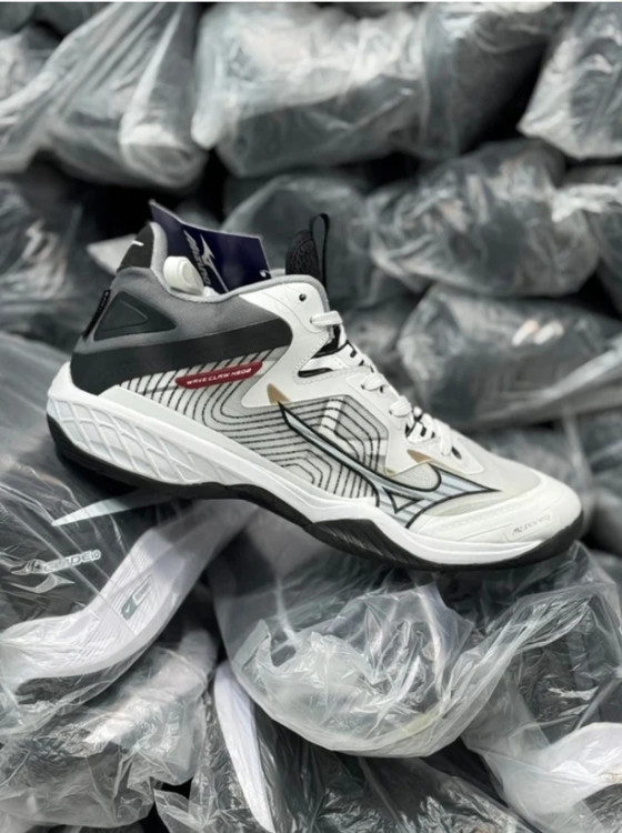 کتونی میزانو ویو لایتنینگ ویتنامی وارداتی - مناسب والیبال - سایز 40 تا 45 - Mizuno Wave Lithning ZY