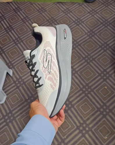 کتونی اسکیچرز گو ران 2025 ویتنامی وارداتی - سایز 40 تا 45 - Skechers Max Cushioning Gorun